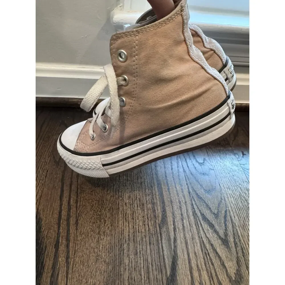 Converse Chuck Taylor All Star Lift Platform High Top Sneakers Kids 13.5 Beige